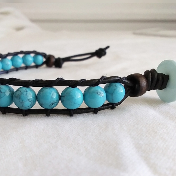 Turquoise Howlite/Hemp/Leather Bracelet - Picture 5 of 5